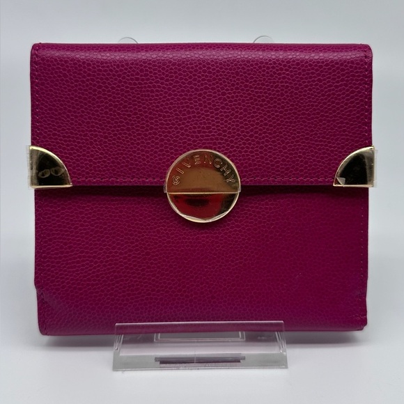 Vintage Givenchy Pink Leather Wallet with Gold Hardware - Picture 3 of 10
